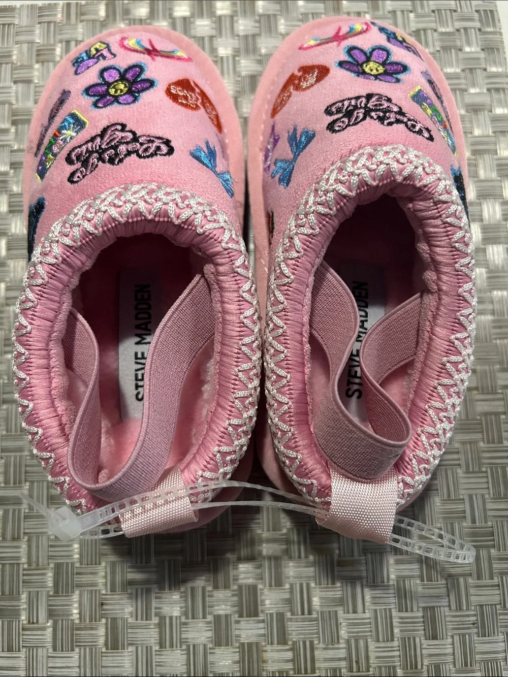 Steve Madden Pink Embroidered Kids Slip-On Slippers